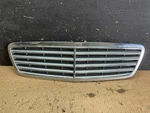 2001 To 2004 Mercedes C-class C230 C320 C350 Front Upper Grille Z5613 Dg. Fixed Price $28.51.