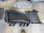 Passenger Grille Outer Premium Without Park Assist Fits 16-20 Xf 408139. Fixed Price $109.64.