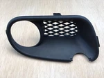2004-2007 05 06 Vw Touareg 7L Front Left Lower Bumper Fog Light Trim / Grille. Fixed Price $38.00.