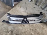 Grille Silver Accent Trim Fits 16-18 Outlander 2010821. Fixed Price $279.88.