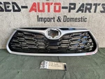 W/scratches 2020 2021 2023 Toyota Highlander Front Grille Oem AY67658 Emblem. Fixed Price $125.00.