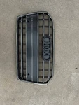 2017 Audi A6 S-line / Gloss Black Front Grill. Fixed Price $120.00.