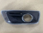Oem 2013-2016 Chevrolet Malibu Ltz Front Right Fog Lamp Bezel Trim 20768890 Rh. Fixed Price $39.00.