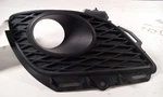 09-10 Toyota Matrix Right Passenger Grille Lower Ends With Fog Lamps. Fixed Price $64.37.