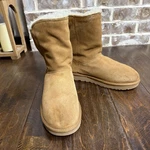 Ugg Classic Short Boots Womens 9 Chestnut Suede Sequin Zipper Accent Winter Cozy. Fixed Price $54.99.