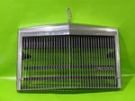 85-89 Town Car Grille Oem 4485-18. Fixed Price $150.00.