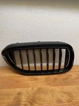 17-20 Bmw G30 530I 540I Right Kidney Grille Passenger Side Black. Fixed Price $35.00.