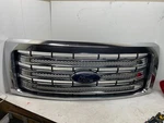 2013 - 2014 Ford F150 Platinum Oem Complete Upper Grille W/ Emblem. Fixed Price $399.89.