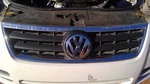 Grille Thru 11/06 Bumper Mounted Center Upper Fits 04-07 Vw Touareg Oem. Fixed Price $239.19.