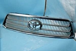 2008 2009 2010 Toyota Highlander Hybrid Upper Grille W/ Emblem Oem. Fixed Price $189.00.