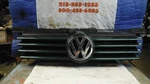 00 Vw Jetta Grille Upper 283508. Fixed Price $50.00.