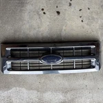 2008-2012 Ford Escape Upper Chrome Grille Oem *has Damage*. Fixed Price $55.00.