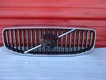 2018 2019 2020 2021 Volvo XC60 Upper Grille Oem. Fixed Price $250.00.
