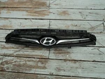 For 2009 - 2011 Nissan Versa Grille Assy 2010. Fixed Price $553.95.