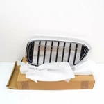 New Bmw G30 Sport Front Left Kidney Grille 51137390863 Original. Fixed Price $153.30.