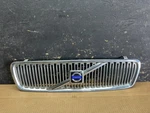 2001 To 2004 Volvo V70 Front Upper Grille Oem AA9197 Dg. Fixed Price $41.33.