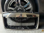 Rolls Royce Grille Extremely Rare Tone Ghost Wraith Dawn 2014-2019 17K New. Fixed Price $3999.00.
