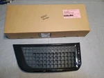 Oem 2020-2023 Land Rover Defender Gloss Black Vent Right Passenger Panel. Fixed Price $60.00.