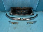 1500 Laramie Longhorn Radiator Grille W/ Mouldings Chrome Set 2019-2024 Oem. Fixed Price $1545.00.