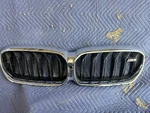 Bmw M5 G90 2020-2021 Main Kidney Grille Genuine Chrome/black. Fixed Price $236.00.