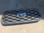 18-22 Toyota Tacomaupper Grille Sr 53101-04070-B0 Oem. Fixed Price $332.49.