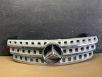 2006 To 2008 Mercedes Ml-class W164 Front Bumper Grille AA6194 Dg. Fixed Price $119.99.