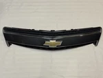 Oem Gm 2012 - 2015 Chevrolet Captiva Sport Upper Center Grille W/ Emblem Gray. Fixed Price $80.00.