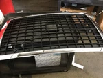 04-18 Volvo Vnl Vnm Front Heavy Duty Radiator Grille W/o Bug Screen 242-5501A. Fixed Price $150.00.