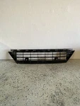 Volkswagen Tiguan Grille 2018 2019 2020 2021 Used Oem 5NN853677J. Fixed Price $175.00.