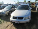 Passenger Right Headlight Thru Vin 049999 Fits 98-01 Passat 196526. Fixed Price $78.12.