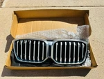 Oem Bmw 51139881906 Upper Grille 2022-2023 X3 W/out Auto Park Preowned. Fixed Price $75.00.