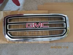 Gmc Yukon Grille (oem) Slt Chrome New Style Take Off Lpo. Fixed Price $374.99.