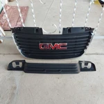2007-14 Gmc Yukon Xl Oem Upper Grill 25891151 Lower Tow Hook Cover 15893975. Fixed Price $149.00.