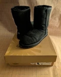 Ugg Classic Short Boots Size 8 - Black (1016223). Fixed Price $60.00.