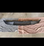 Oem 2022 Ford Mustang Gt Lower Front Grille-factory Original-excellent Condition. Fixed Price $90.00.