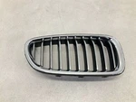 14-16 Bmw 528I Front Right Passenger Upper Bumper Grille Cm. Fixed Price $84.99.