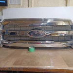 16 17 Ford F150 Lariat Main Chrome Grill Oem (3875). Fixed Price $150.00.