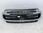 2020-2022 Ford F-250 F250 F-350 F350 Lariat Front Upper Grille Chrome Oem. Fixed Price $359.10.