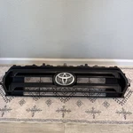 2024-2025 Toyota Tacoma Front Grille 53111-AK010 Oem. Fixed Price $250.00.