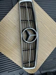 Mercedes-benz 380SLC 450SLC 500SLC Front Grille Assembly Oem W107 C107. Fixed Price $195.00.