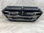 2015-2020 Hyundai Tucson Grille Assembly Oem Front Bumper 86351-D3000. Fixed Price $180.00.