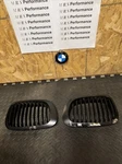 Bmw 3 Series Grille Chrome/blk (rt - Lt)partslink: BM1200126. Fixed Price $40.00.