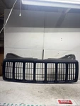 2005 Jeep Grand Cherokee Front Upper Grille 82209206. Fixed Price $85.00.