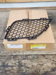 New Nos Oem Gm Left Hand Grille Radiator Upper 2009-2010 Pontiac G6 25877951. Fixed Price $75.00.