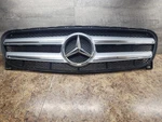 2015 Mercedes Gla 250 Oem Grille A1558880738 With Star Light Emblem. Fixed Price $332.50.