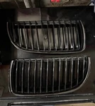 2009-2011 Bmw 3 Series E90 E91 Front Kidney Left Right Bumper Grill In Pair Oem. Fixed Price $51.18.
