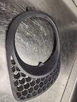 07-10 Pontiac Solstice Front Upper Rh Fog Light Bezel Oem 15254984 + 15265484. Fixed Price $135.00.