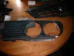 84-88 Bmw 325E Right Passenger Grille. Fixed Price $81.65.