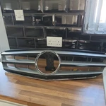 2012 Mercedes Benz Class Door Saloon Front Centre Grille W204 C220 Cdi. Fixed Price $67.02.