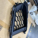 Bmw X5 G05 Front Right Lower Bumper Grille 5111 7446168 105034-20. Fixed Price $50.00.